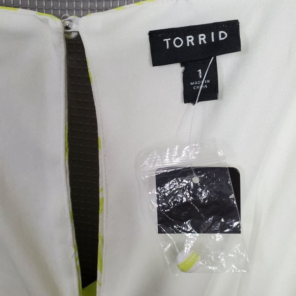 Torrid NWT Size 1X 14/16 Dress Gauze Ruffle Wide Waistband Pockets Pullover - Picture 4 of 14